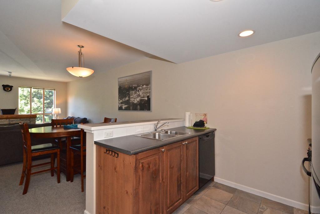Whistler Blackcomb Vacation Rentals - Village North מראה חיצוני תמונה